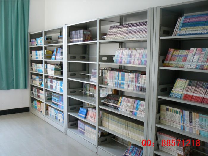 中心小学图书架,小学生铁书架,中小学书架图片,小学生书柜,小学重复书架,现代小学生书架,中心小学书架图片