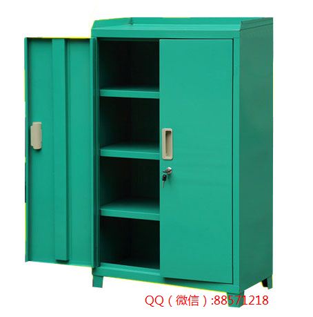 工具柜销售厂家14 工具柜上带沿边,双门三层工具柜,小铁皮工具橱